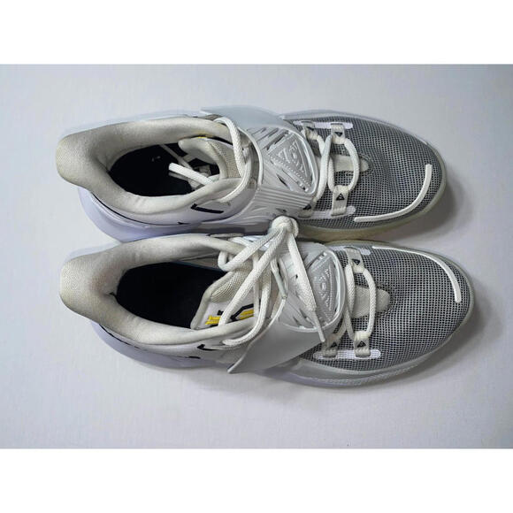 Nike Kyrie 3 Eclipse Glow Men's White CJ1286-100 Size 8 - Picture 4 of 9